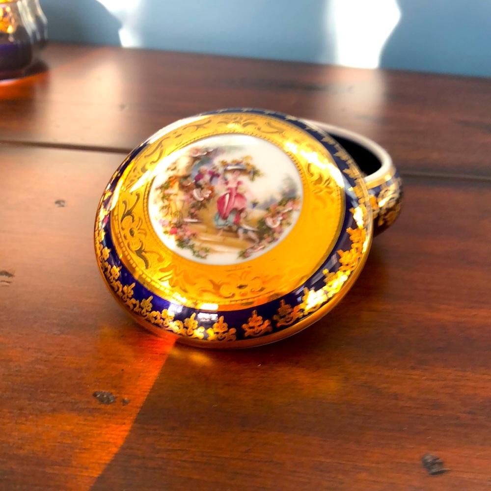 Limoges cobalt blue 22k gold trim trinket box